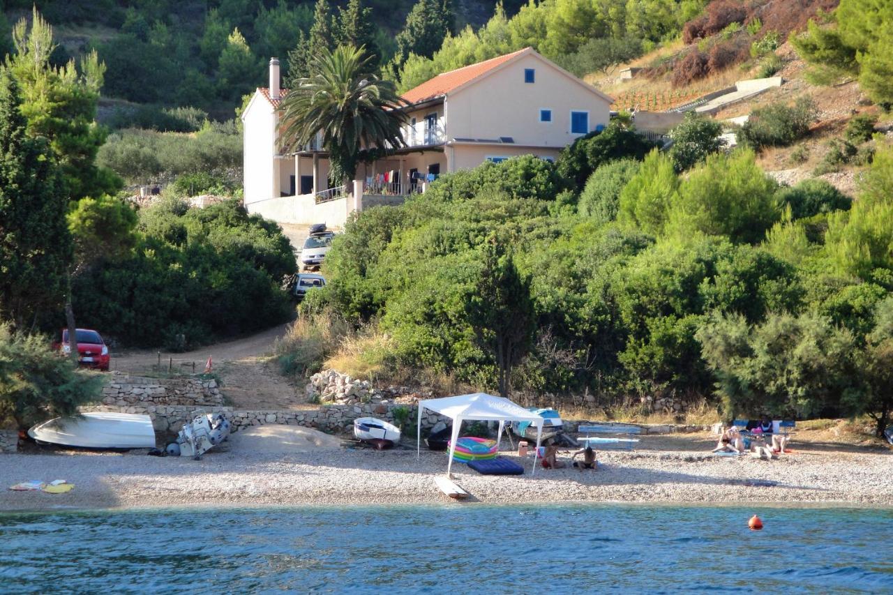 Seaside Secluded Apartments Cove Tvrdni Dolac, Hvar - 4008 Gdinj Екстериор снимка