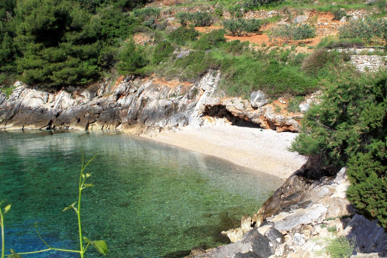 Seaside Secluded Apartments Cove Tvrdni Dolac, Hvar - 4008 Gdinj Екстериор снимка