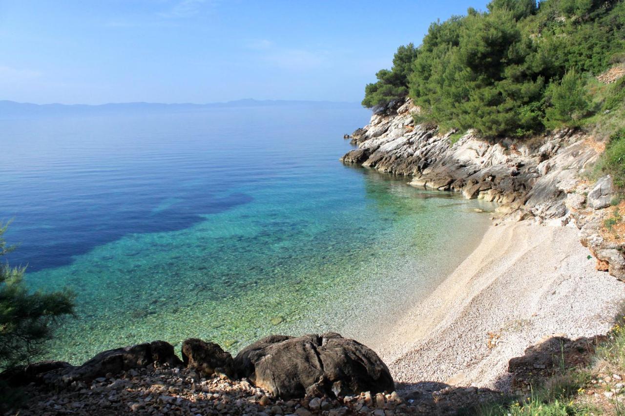 Seaside Secluded Apartments Cove Tvrdni Dolac, Hvar - 4008 Gdinj Екстериор снимка