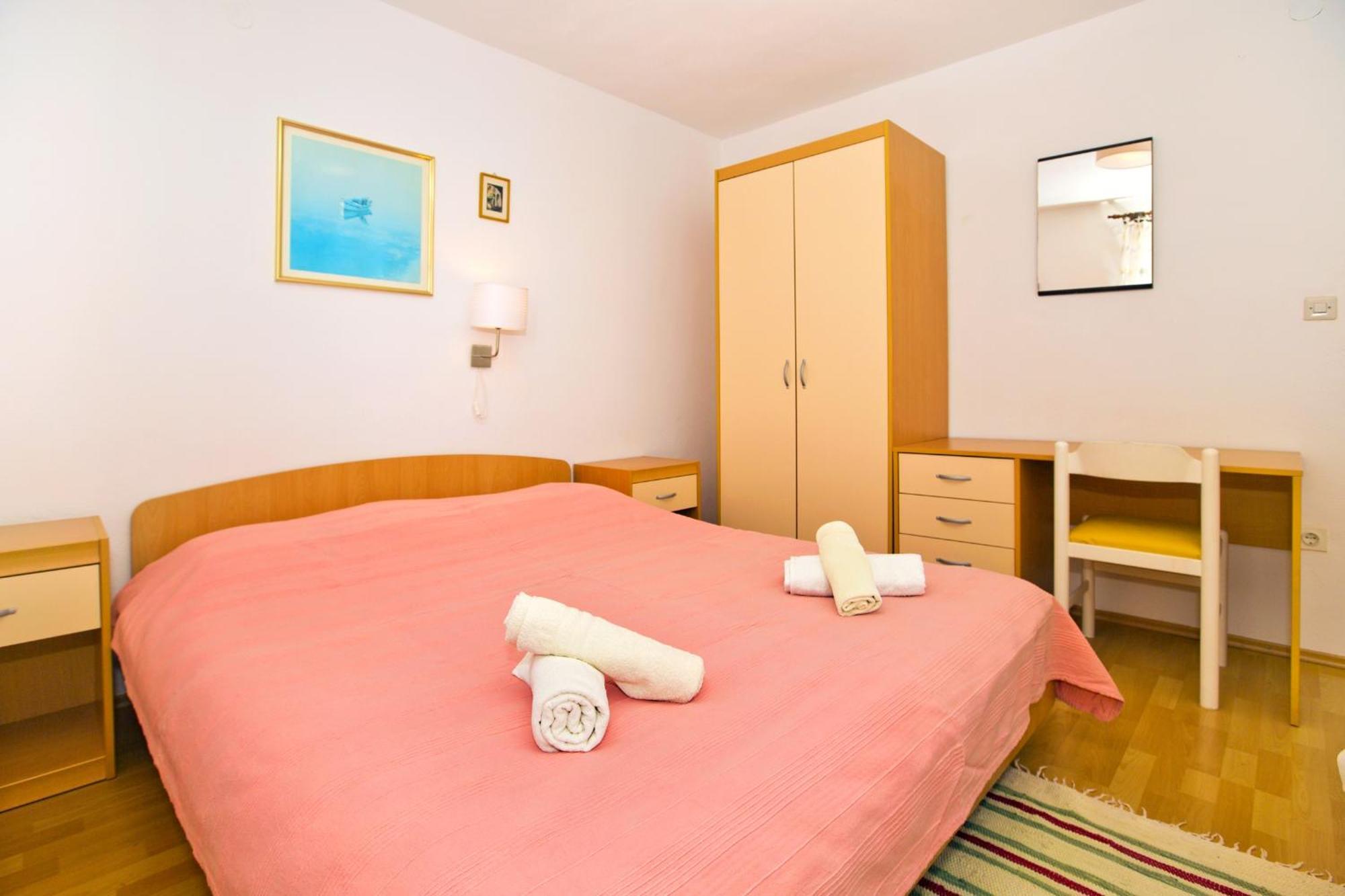 Seaside Secluded Apartments Cove Tvrdni Dolac, Hvar - 4008 Gdinj Стая снимка