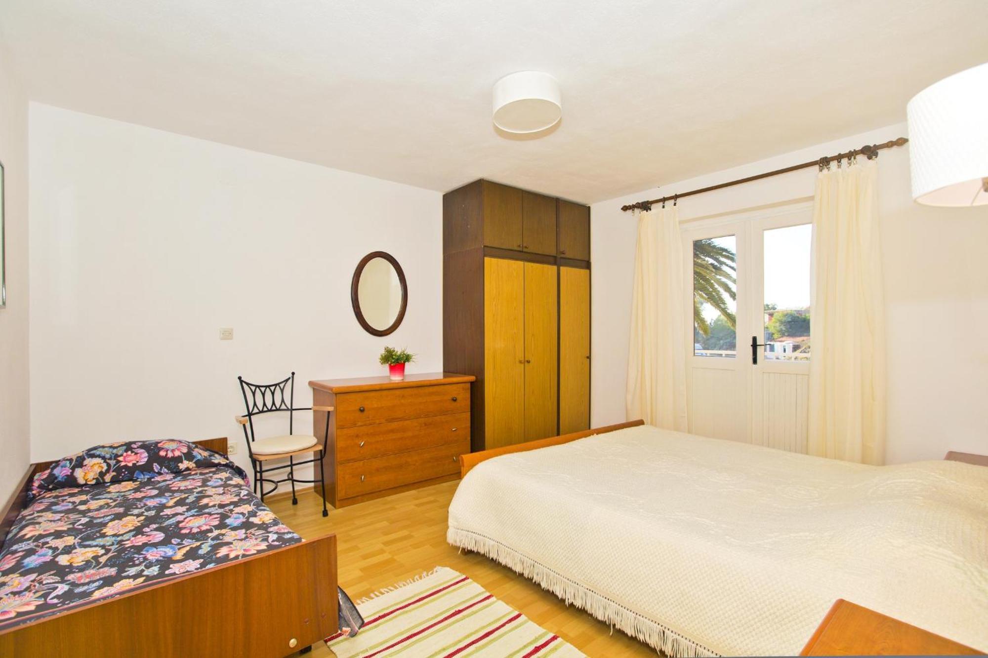 Seaside Secluded Apartments Cove Tvrdni Dolac, Hvar - 4008 Gdinj Стая снимка